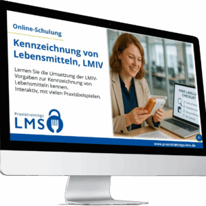 Teilnehmerin einer Online-Schulung zur Lebensmittelinformationsverordnung (LMIV). Sie hält ein Lebensmittelprodukt in der Hand und überprüft die Kennzeichnung anhand einer digitalen Checkliste.