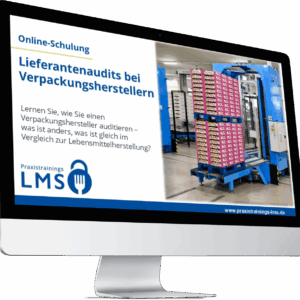 Monitor mit Schulung „Lieferantenaudits bei Verpackungsherstellern“ von Praxistrainings LMS, daneben ein automatisiertes Lagersystem mit Palettenstapeln in einer Verpackungsproduktion.