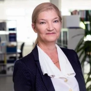 Dr. Andrea Dreusch: mikrobiolog i ekspert ds. bezpieczeństwa żywności