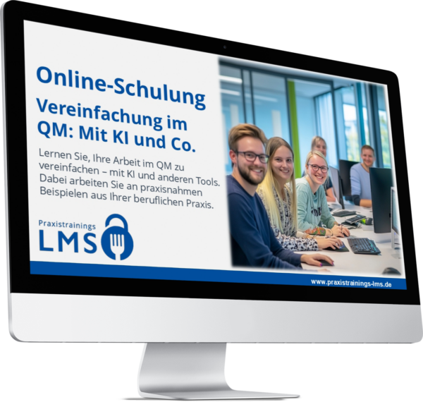 Teilnehmer einer Online-Schulung zur Vereinfachung von Qualitätsmanagement mit KI und anderen Tools, lächelnd vor Computern sitzend.