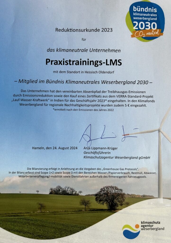 Reduktionsurkunde 2023 für das klimaneutrale Unternehmen Praxistrainings-LMS in Hessisch Oldendorf – ausgezeichnet durch die Klimaschutzagentur Weserbergland für die CO₂-Kompensation gemäß Greenhouse Gas Protocol.